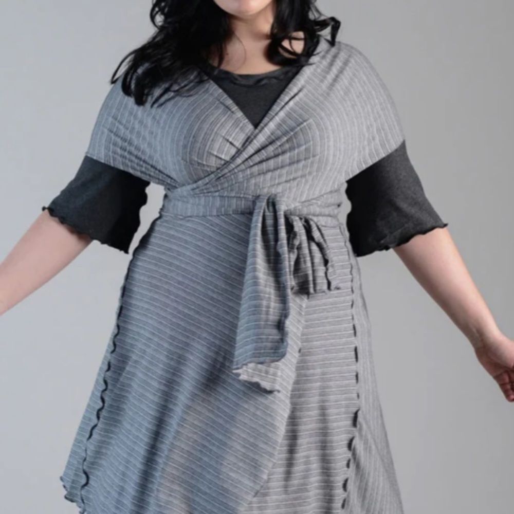 Angelrox Gray Stripe Wrap Skirt / Dress - Picture 11 of 14